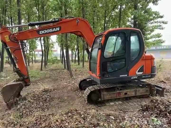 Doosan DX75 Koparki gąsienicowe