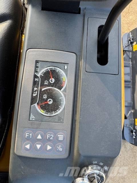 XCMG XE 18 E Minikoparki