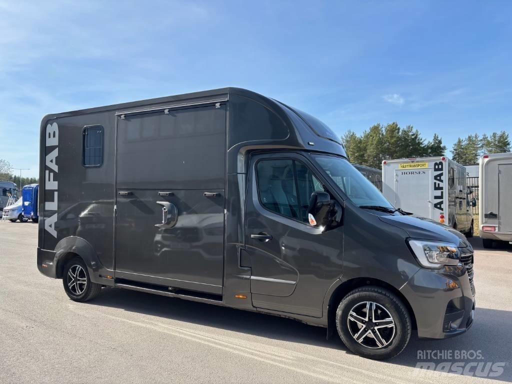 Renault Master Pojazdy do transportu zwierząt