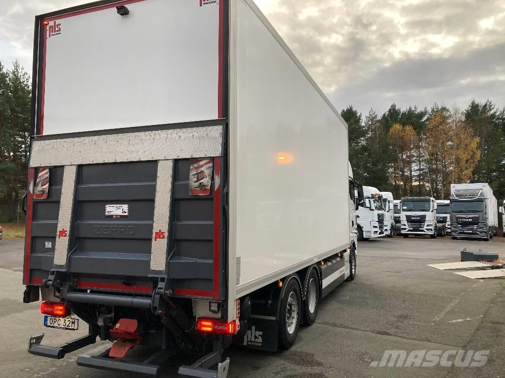 MAN TGX 26.510 Samochody ciężarowe ze skrzynią zamkniętą