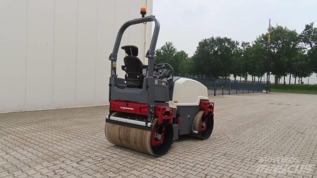 Dynapac CC1200 VI Walce dwubębnowe