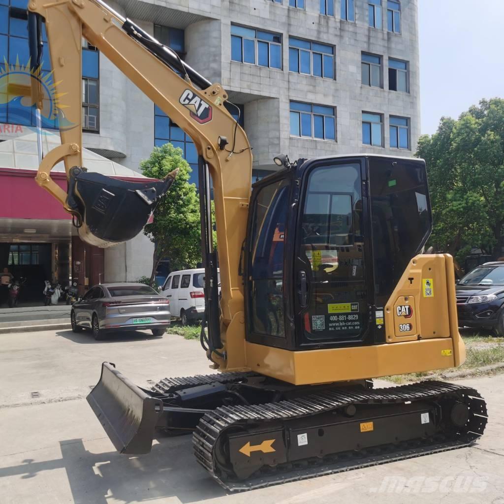CAT 306 Minikoparki