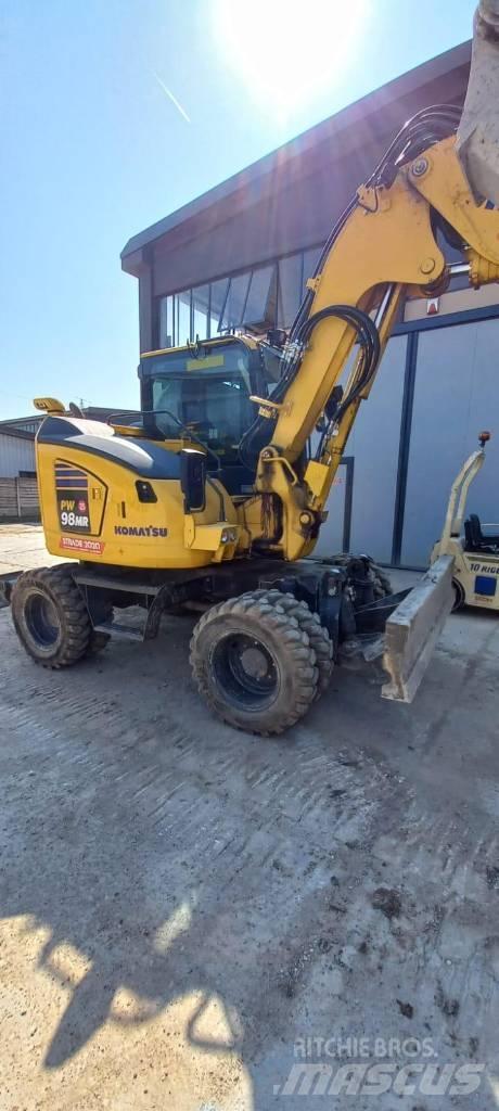 Komatsu PW98 MR-11 Koparki kołowe