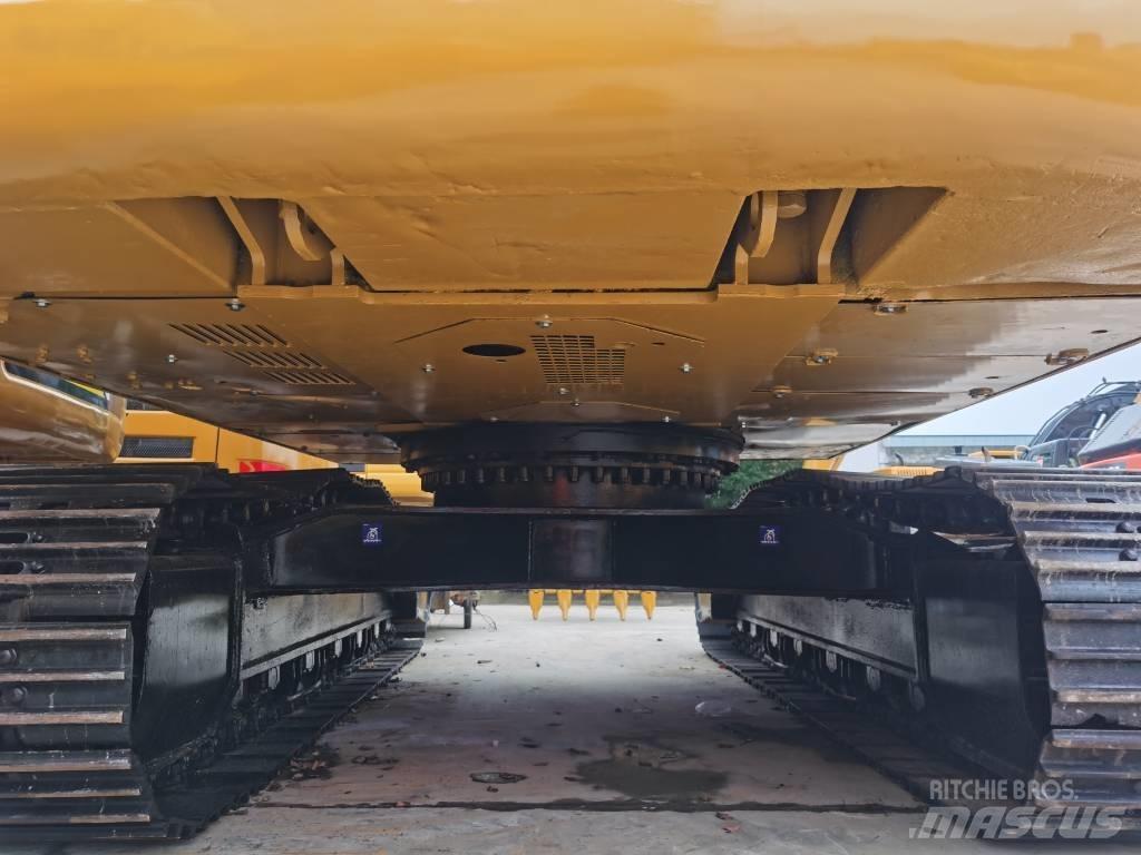 CAT 330 D L Koparki gąsienicowe