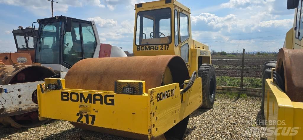 Bomag BW 217 D Walce jednobębnowe
