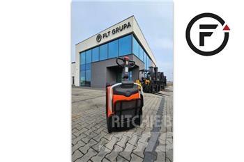 BT LPE200 Wózki widłowe unoszące z platformą dla operatora