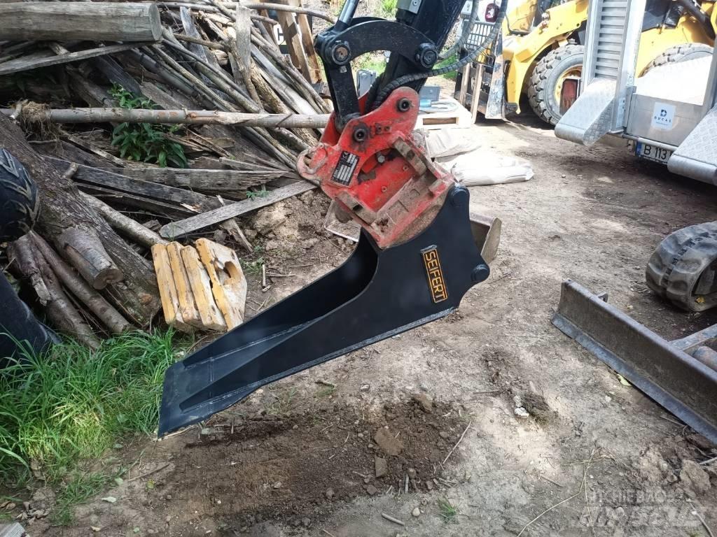 CAT 301.6  05A Minikoparki