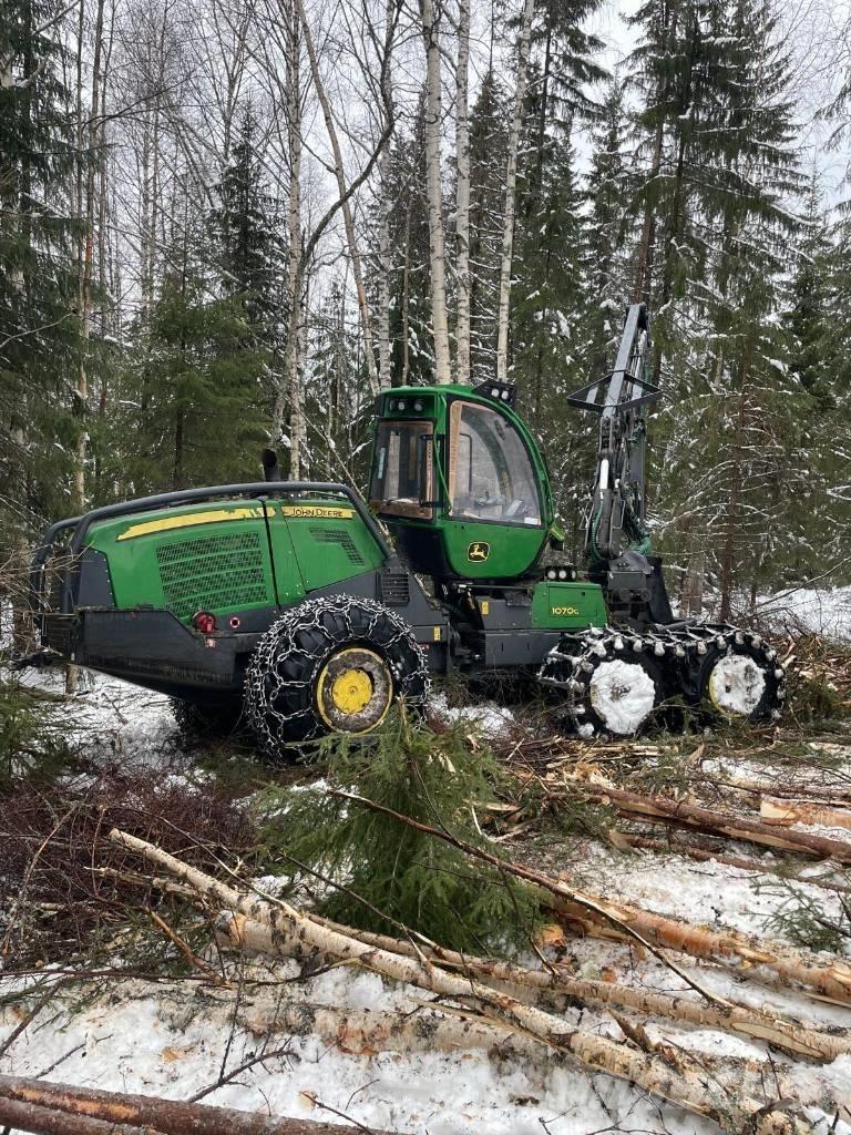 John Deere 1070 G Harwestery