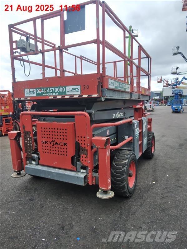 SkyJack SJ 8841 RT Podnośniki nożycowe