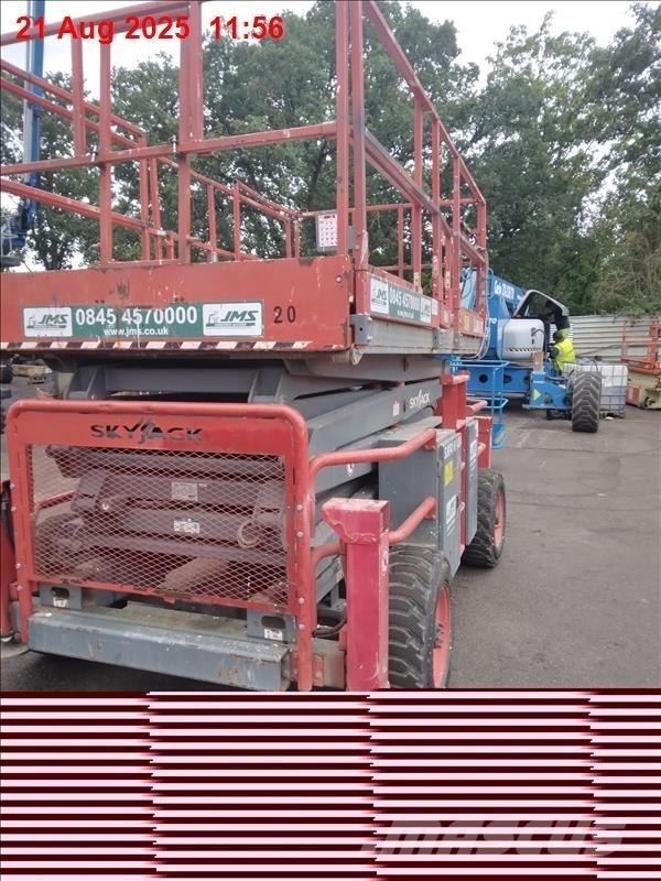 SkyJack SJ 8841 RT Podnośniki nożycowe