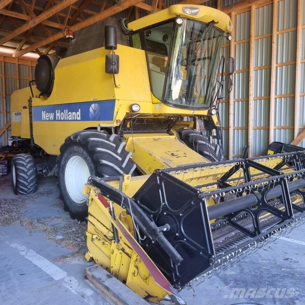 New Holland TC 5070 Kombajny zbożowe