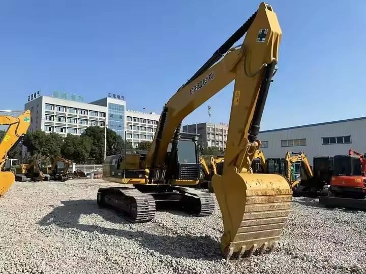 CAT CAT324D2 Koparki gąsienicowe