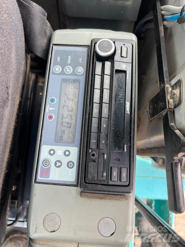 Kobelco SK 235 SR LC Koparki gąsienicowe