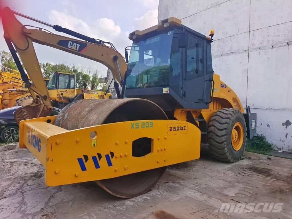 XCMG XS 203 J Walce jednobębnowe