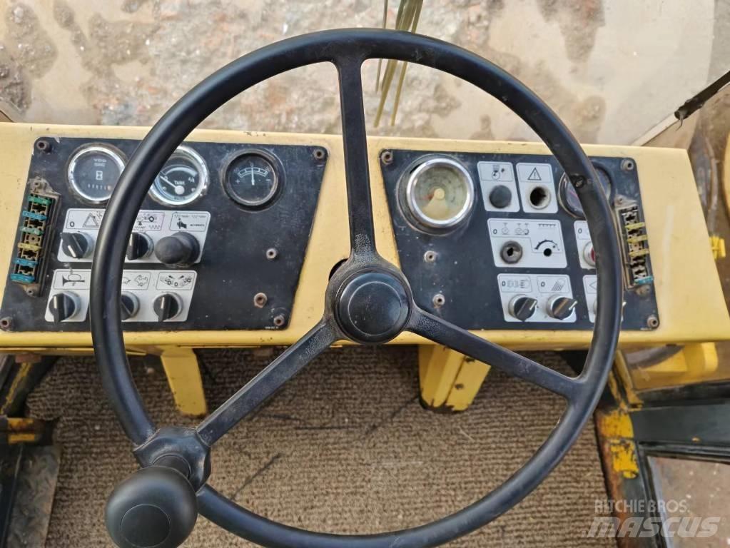 Bomag BW 217 Walce jednobębnowe