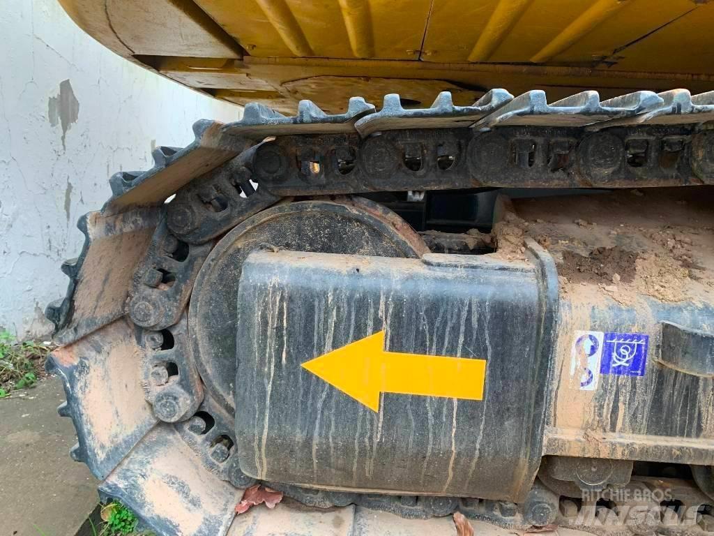 CAT 323 D L Koparki gąsienicowe