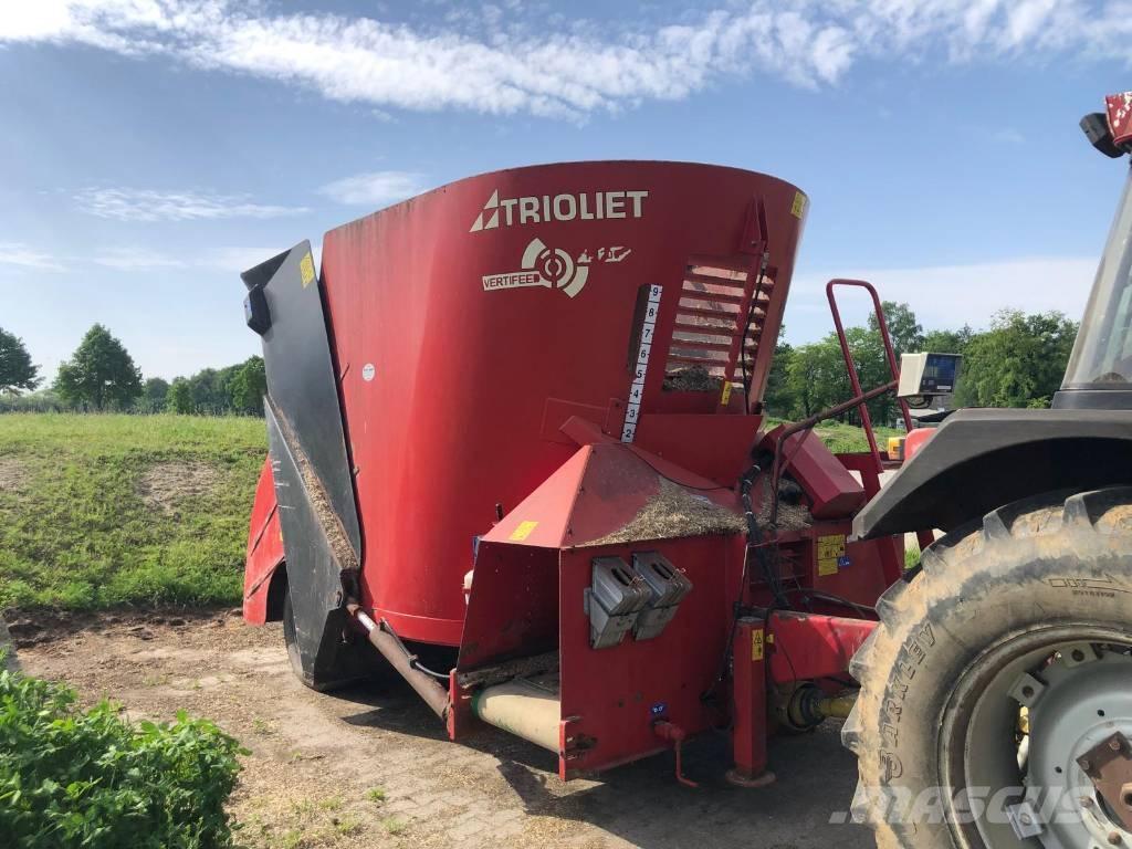 Trioliet VF-12 Karmniki dla zwierzat