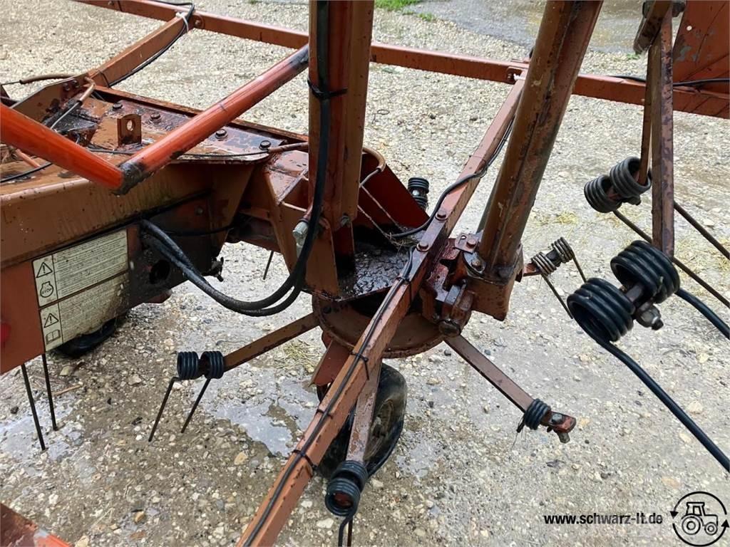 Kuhn GF 8501 Zgrabiarki i przetrząsacze