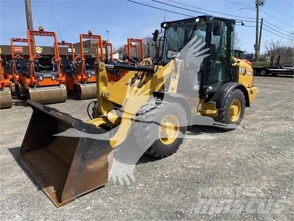 CAT 906M Ładowarki kołowe