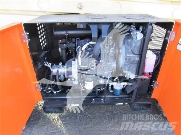 JLG RT3369 Podnośniki nożycowe