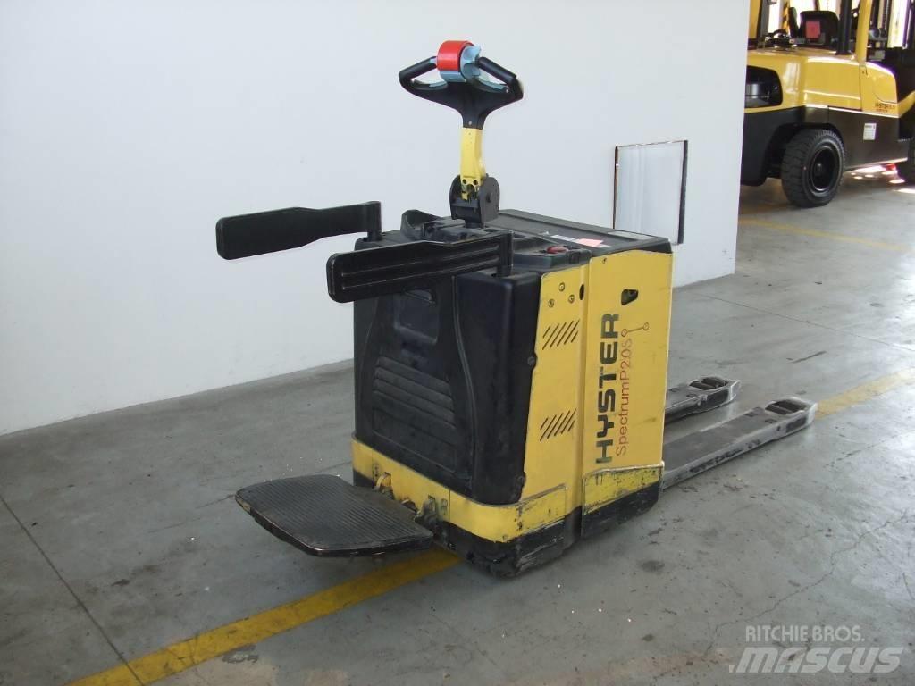 Hyster P2.0S Wózki widłowe unoszące z platformą dla operatora