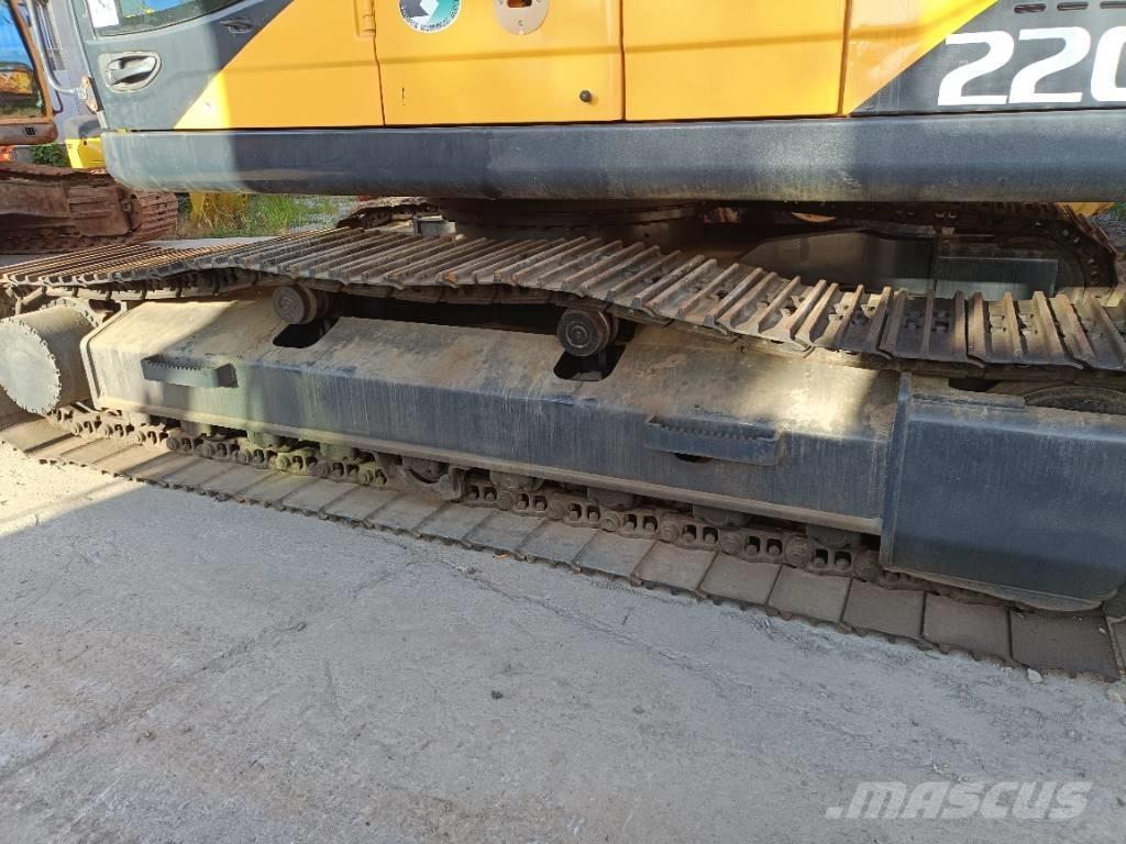 Hyundai R220LC-9S Koparki gąsienicowe