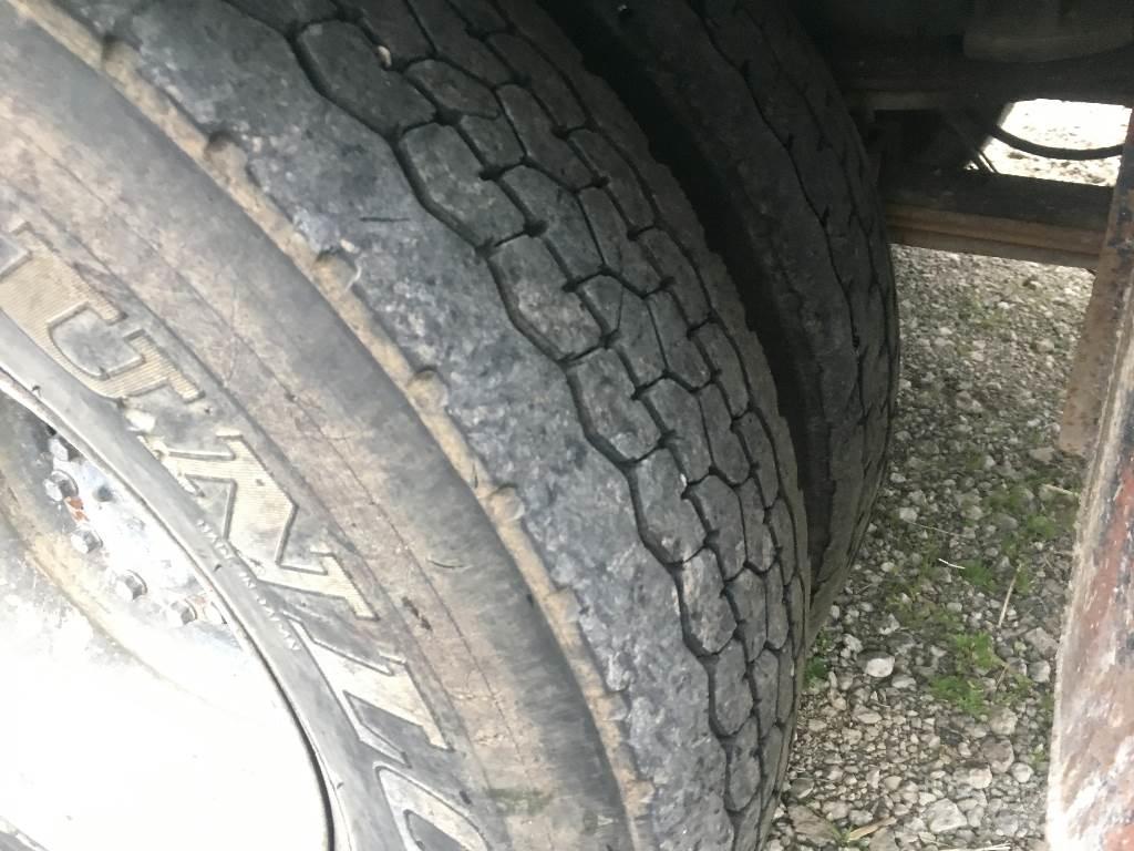Mitsubishi DC-700BR Samojezdne pompy do betonu