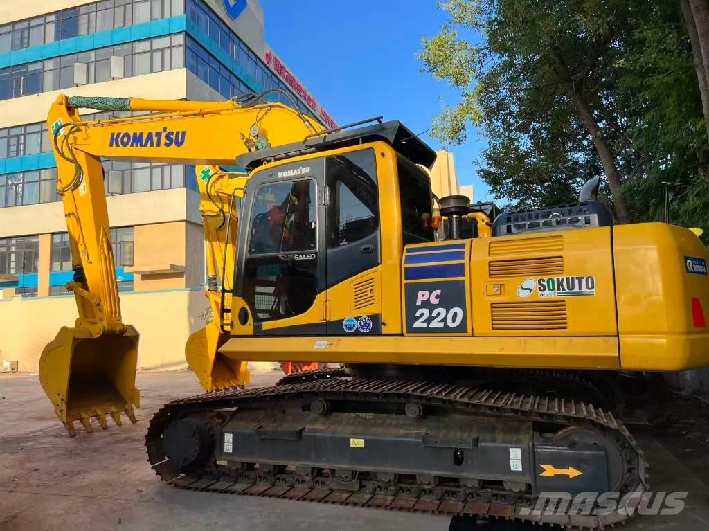 Komatsu PC220-8 Midikoparki  7t - 12t