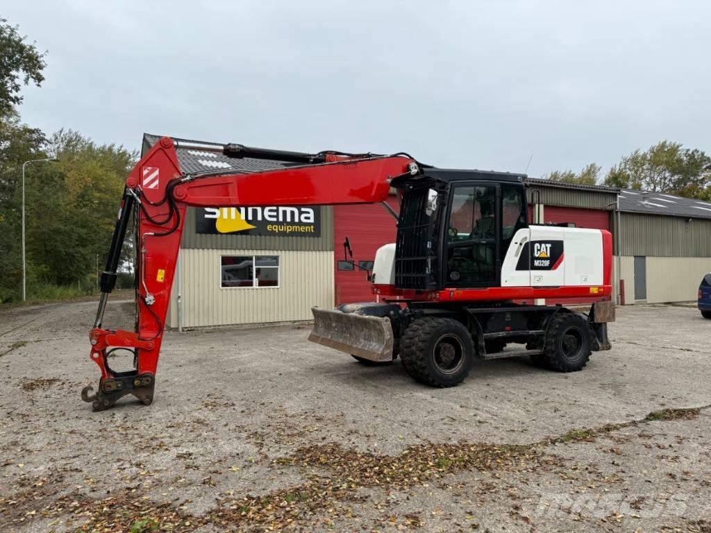 CAT M320F Koparki kołowe