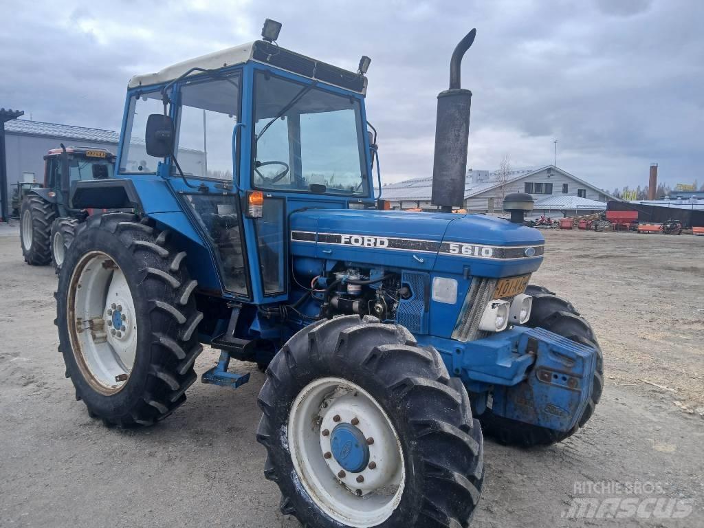 Ford 5610 Farmal Ciągniki rolnicze