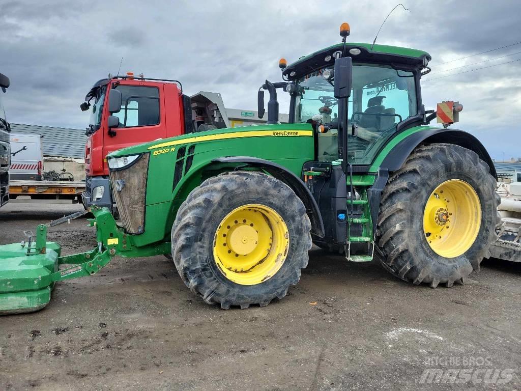 John Deere 8320 R Ciągniki rolnicze