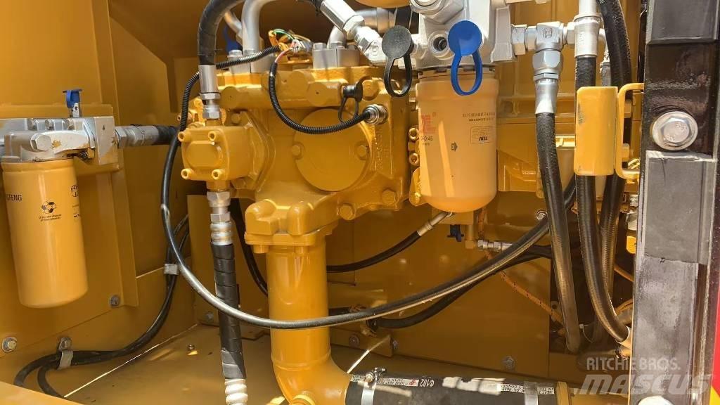 CAT 325 D L Koparki gąsienicowe