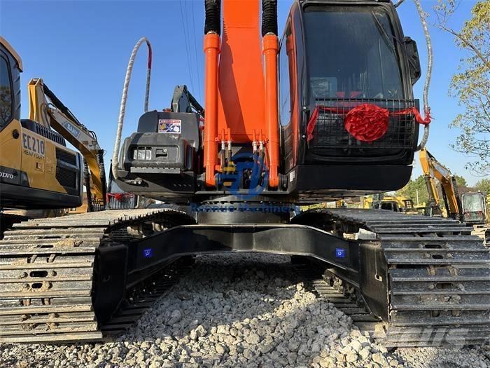 Hitachi ZX 200 Koparki gąsienicowe