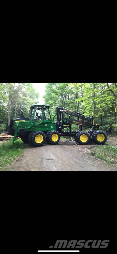 John Deere 1110 G Forwardery