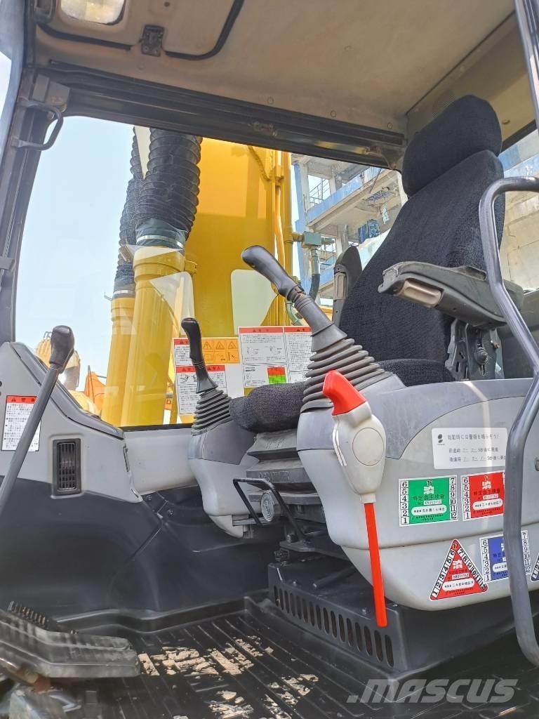 Komatsu PC130 Koparki gąsienicowe