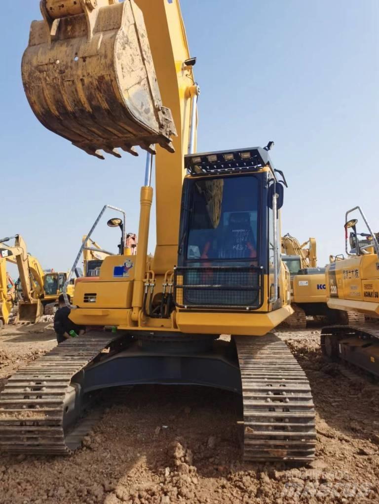 Komatsu PC 200 Koparki gąsienicowe