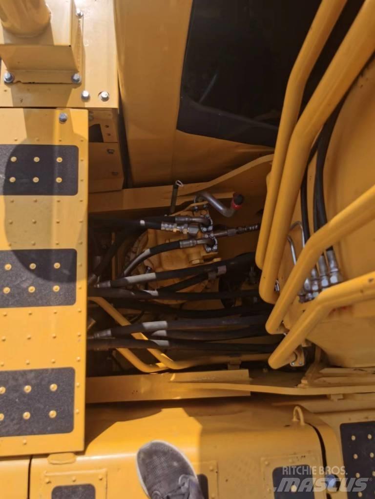 Komatsu PC 200 Koparki gąsienicowe