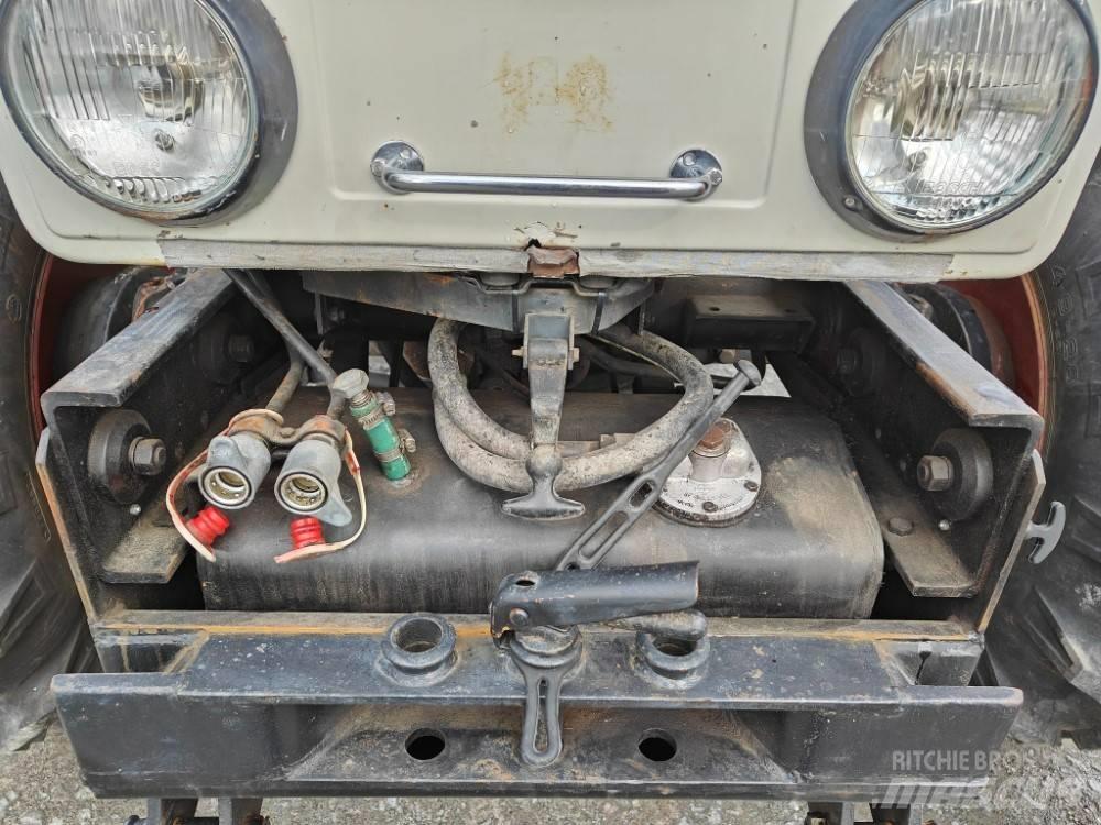 MB Trac 65/70 - VIDEO Ciągniki rolnicze