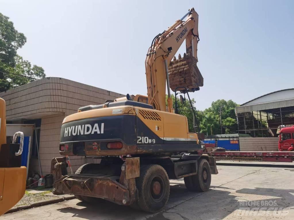 Hyundai r210w-9 Koparki kołowe