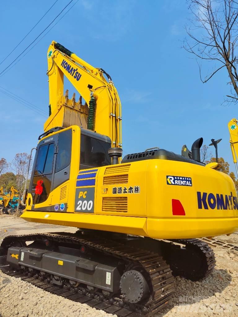 Komatsu PC 200 Koparki gąsienicowe