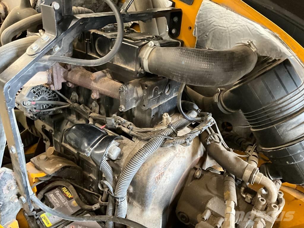 JCB 8055 Minikoparki