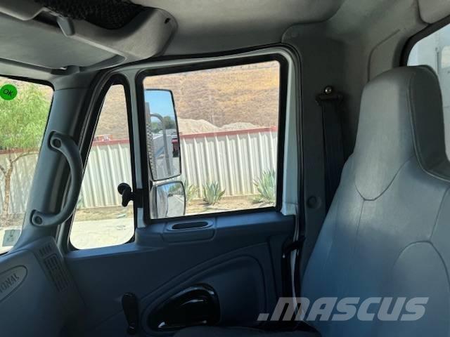 International 4400 Wywrotki