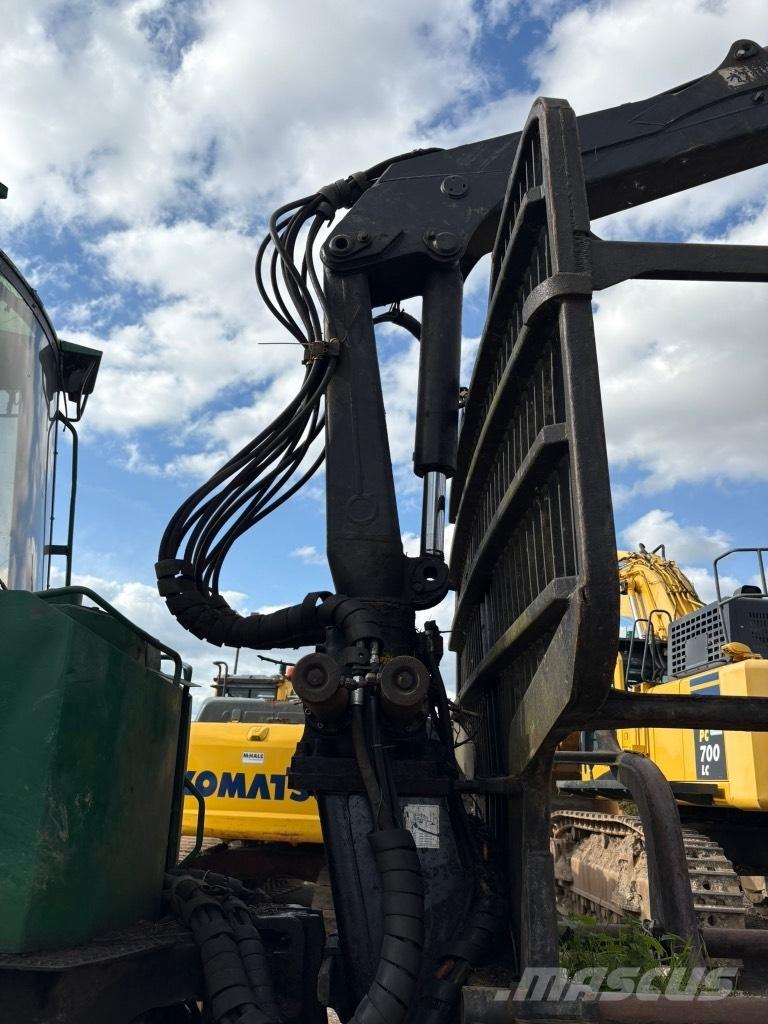Timberjack 1110C Forwardery