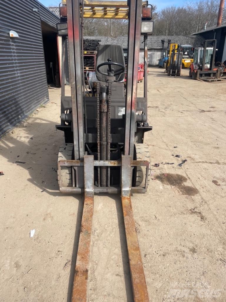 TCM FG 15 Wózki LPG