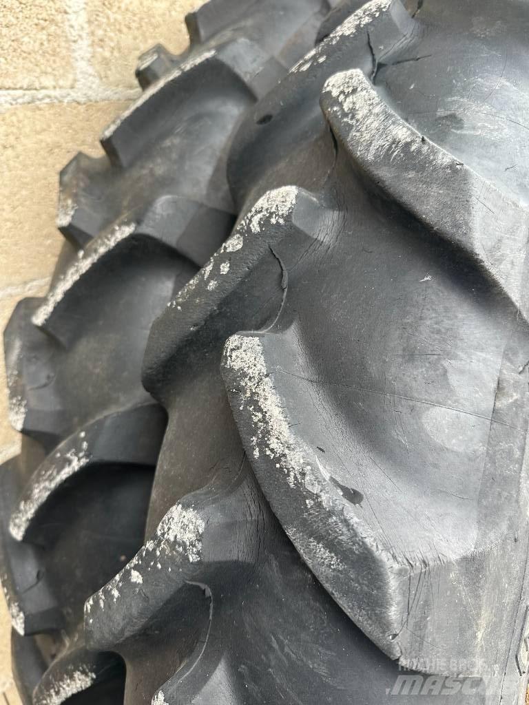Michelin 230/95R48 Opony, koła i felgi
