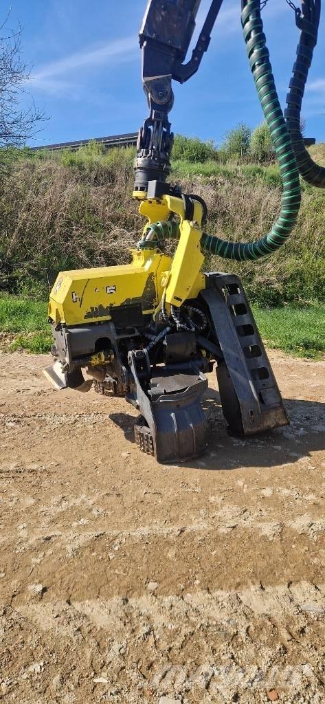 John Deere 1270 G Harwestery