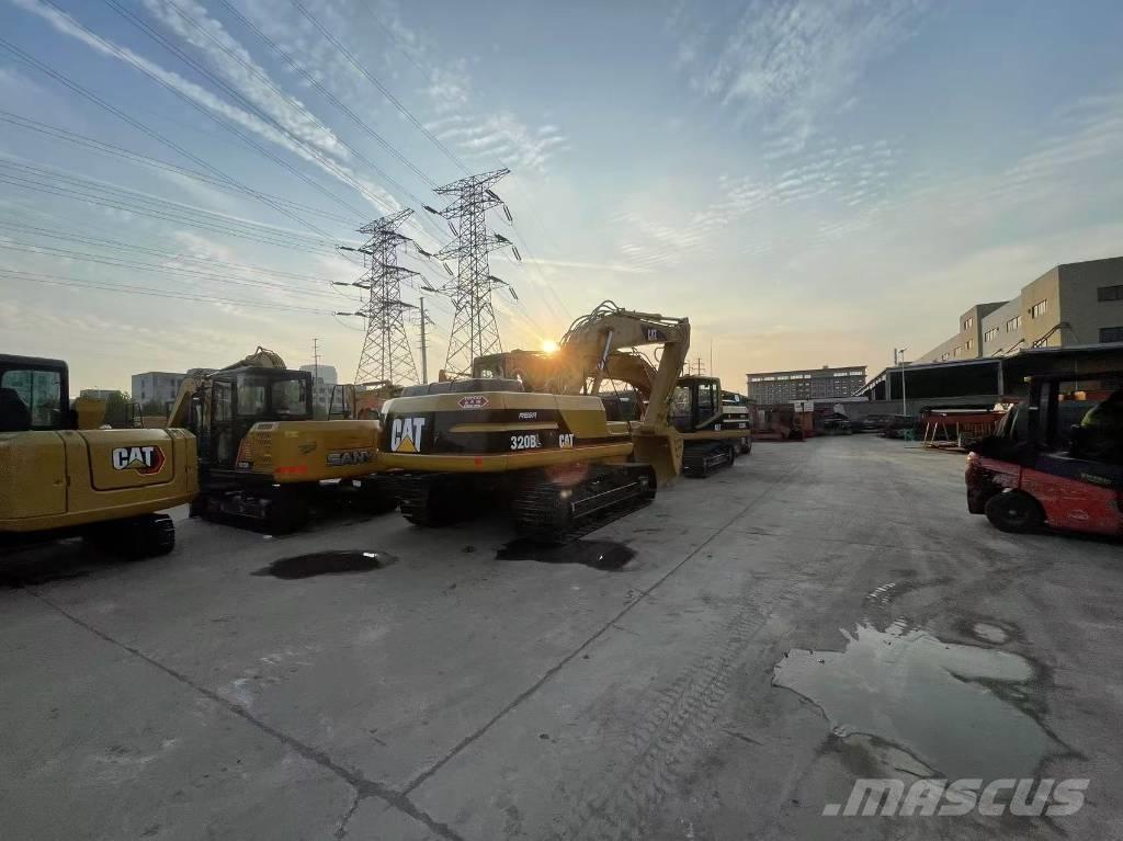 CAT 320 B Koparki gąsienicowe
