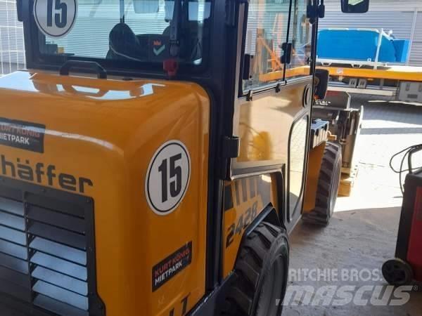 Schäffer 2428 SLT Ładowarki burtowe