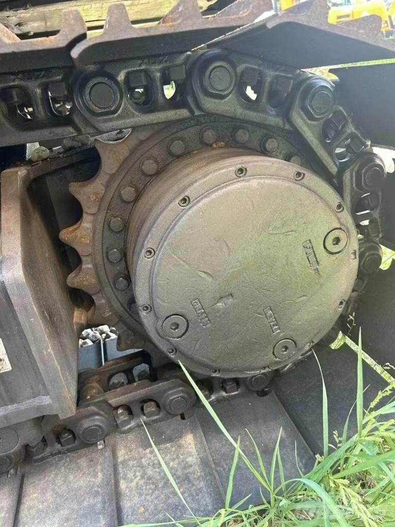 Volvo 140 Koparki gąsienicowe