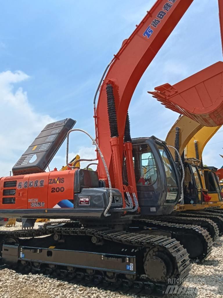 Hitachi ZX 200 Midikoparki  7t - 12t